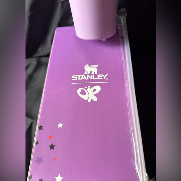 New Olivia Rodrigo 40oz Stanley Lavender Tumbler with Star Accents - Picture 2 of 9